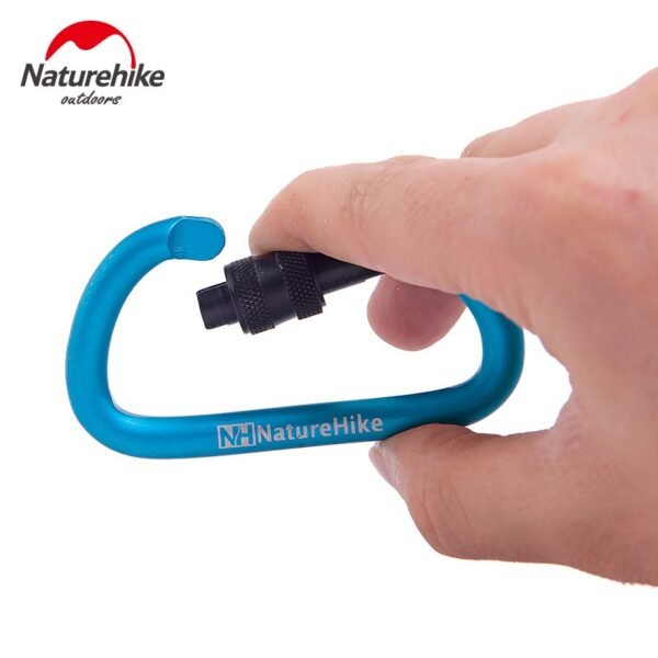 Carabiner multifunctional hang buckle D-type 8cm Naturehike NH15A008-D terbuat dari bahan aluminium alloy yang kuat, tahan lama dan anti karat serta dapat menapung berat hingga 45kg, anda bisa menggunakan ini sebagai gantungan di tas, botol minum dan lainnya karena carabiner ini serbaguna. Anda bisa mendapatkan carabiner ini di Erjee Camping Store, camping gear in Bali.