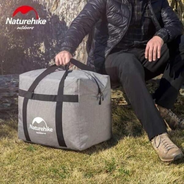 Storage bag multifunctional 45L Naturehike NH17S021-M sudah water repellent, kuat, dapat dilipat, tidak mudah sobel, dapat menapung berat hingga 15kg, cocok digunakan saat traveling. Anda bisa mendapatkan produk ini di Erjee Camping Store, toko alat camping dan hiking di Bali.