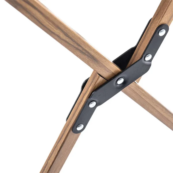 Naturehike kursi lipat MW01 tersedia di warna hitam dan khaki. Bahan aluminium alloy ini ringan, kuat, tahan lama serta anti karat. Kursi ini dapat menopang berat hingga 120kg. Bagi anda yang berdomisili di Bali ke toko atau di online shop Erjee Camping Store.