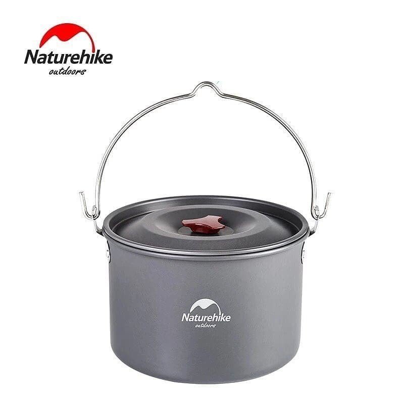 Hanging pot 4-6 person Naturehike NH17D021-G terbuat dari bahan aluminium alloy dan dapat digunakan untuk kapasitas emat hingga enam orang. Anda bisa mendapatkan produk ini di Erjee Camping Store Bali.