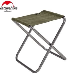 Naturehike Foldable Chair NH17Z012-L sangat cocok untuk dibawa berpergian kegiatan outdoor karena bentuknya yang kecil dapat dilipat hingga ukuran 5 x 27.5 cm mudah dibawa kemana-mana dan sangat ringan. Kursi ini terbuat dari bahan kaki aluminim alloy dan kain terbuat dari bahan 420D nylon, walaupun ukuran kursi yang mini ini dapat menahan berat hingga 75kg. Anda bisa mendapatkan kursi lipat ini di Erjee Camping Stor yang menyediakan perlengkapan camping, glamping dan hiking di Bali.