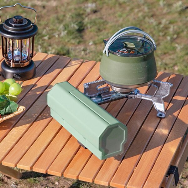 Portable casette stove terbuat dari bahan stainless stell dan aluminium. Tersedia di warna pastel hijau dan khaki. Kompor ini cocok digunakan untuk camping maupun piknik karena portable dan minimalist dan dapat dilipat. Anda bisa mendapatkan produk ini di Erjee Camping Store, Camping gear Bali.