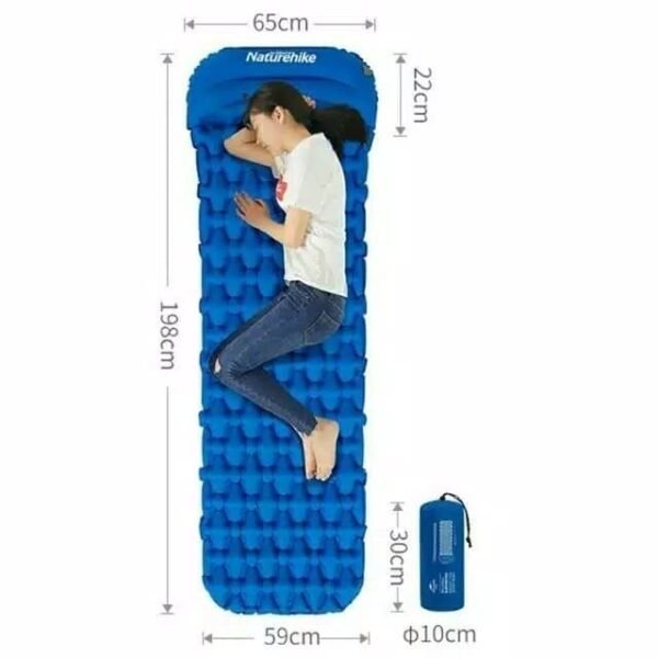 FC-12 single sleeping pad with pillow Naturehike NH19Z012-P terbuat dari bahan nylon dan TPU coating sehingga matras waterproof dan anti air, double layer dan dibuat dengan desain rhombic trachea membuat sirkulasi udara yang bagus sehingga anda nyaman saat tidur. Anda bisa mendapatkan MATRAS FC-12 di Erjee Camping Store Bali.