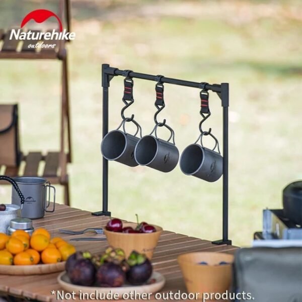 Outdoor Desktop Shelf Naturehike NH20PJ137 multifungsi dapat digunakan untuk tableware, kitchenware, untuk lampu serta dapat digunakan sebagai storage. Terbuat dari bahan aluminium alloy dan plastic steel sehingga tahan lama, anti karat, ringan serta kuat. Produk juga dilengkapi dengan hook atau gantungan. Anda bisa mendapatkan rak gantung ini di Erjee Camping Store, toko yang menyediakan kebutuhan camping dan hiking di Bali.