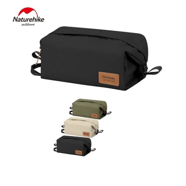 XS01 toiletry bag Naturehike NH21LX001 cocok digunakan saat traveling dan perjalanan jauh, karena sudah water resistant, kapasitas muat hingga 3 liter sehingga barang-barang anda akan tersimpan rapi saat perjalanan, mudah untuk dibersihkan dan dilengkapi dengan handle sehingga mudah untuk di bawa. Anda bisa mendapatkan produk ini di Erjee Camping Store Bali.