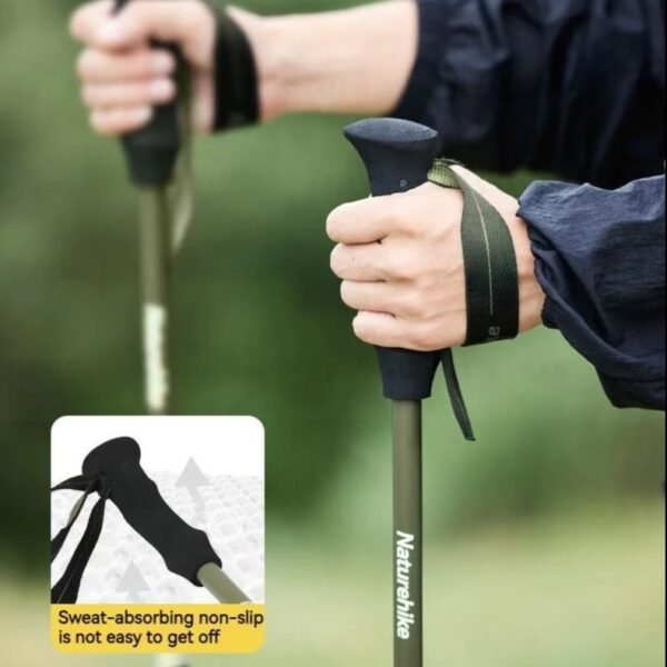 Trekking pole carbon fiber Naturehike dibuat dengan bahan yang premium sehingga kuat, ringan, dan tahan lama, dilengkapi dengan rubber cap, mud dan snow fence sehingga dapat digunakan di berbagai medan jalan. Bagian grip dibuat dengan Eva sehingga nyaman digunakan. Anda bisa mendapatkan trekking pole carbon fiber Naturehike di Erjee Camping Store, toko alat camping di Bali.